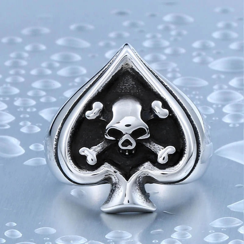Retro card cross skull ring in stainless steel with a striking spade design, perfect for rock style jewelry lovers.