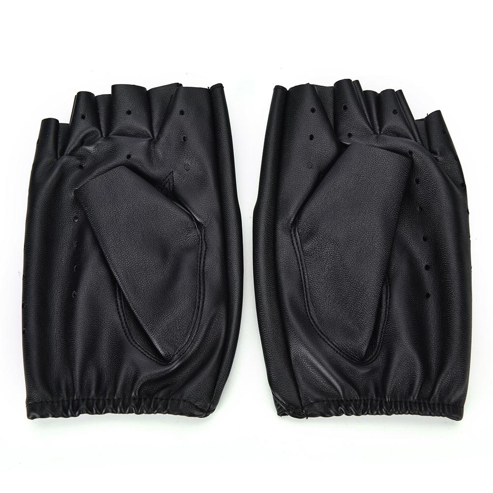 Unisex punk black PU leather fingerless gloves, perfect for rock fashion enthusiasts. Comfortable and stylish accessory.