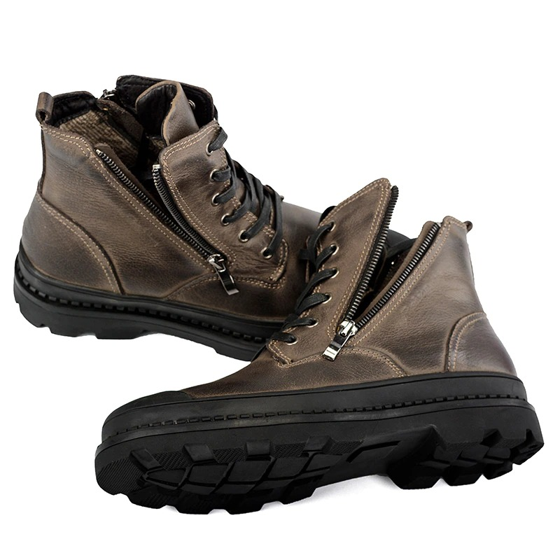 Stylish men's rock-style leather ankle boots with zippers in brown color, perfect for casual outfits.