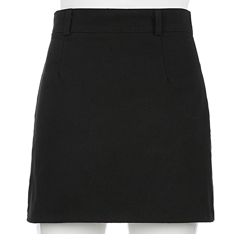 Rock Style Design / Black skirt with Ring Chain / High Waist Mini Skirts in Alternative Fashion - HARD'N'HEAVY