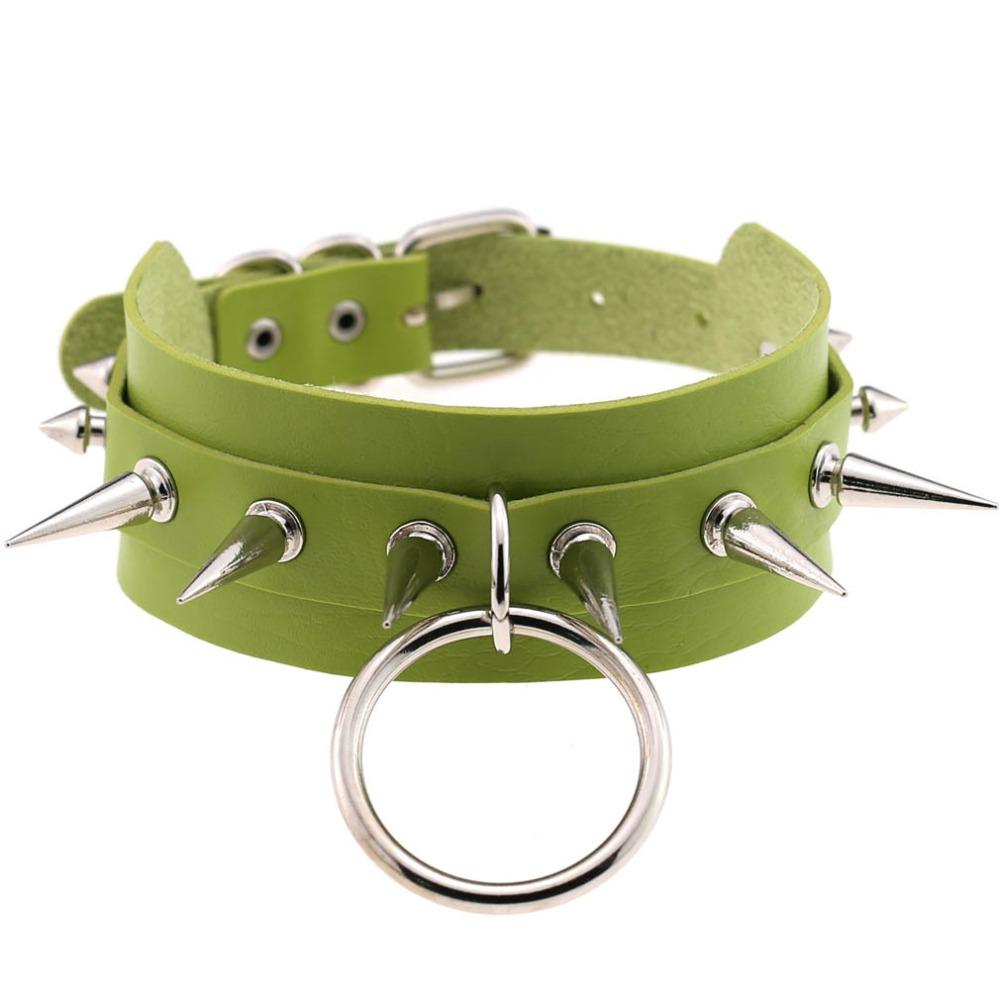 Green leather choker with silver spike rivets and a round pendant loop, perfect for rock style enthusiasts.