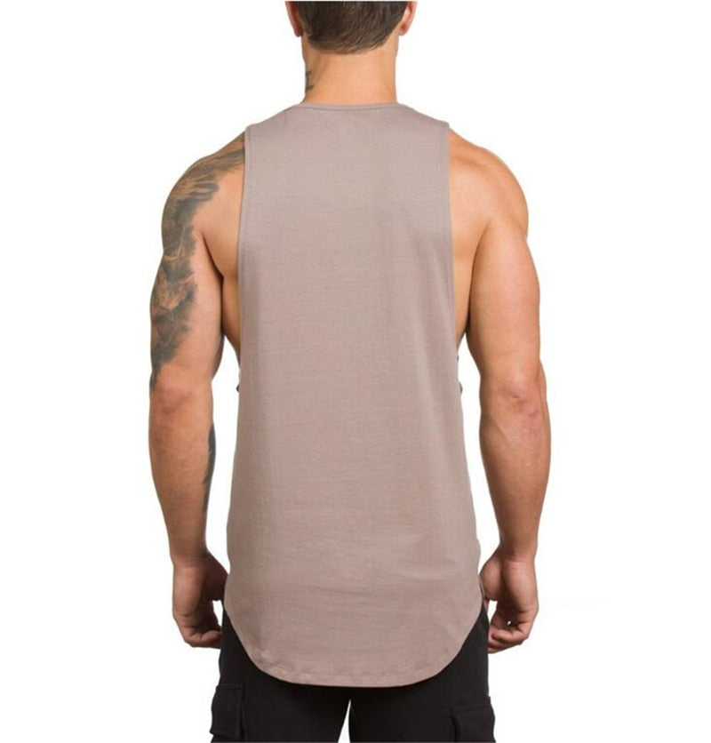 Men's sleeveless rock style tank top, comfortable and breathable gym singlet in stylish gray.