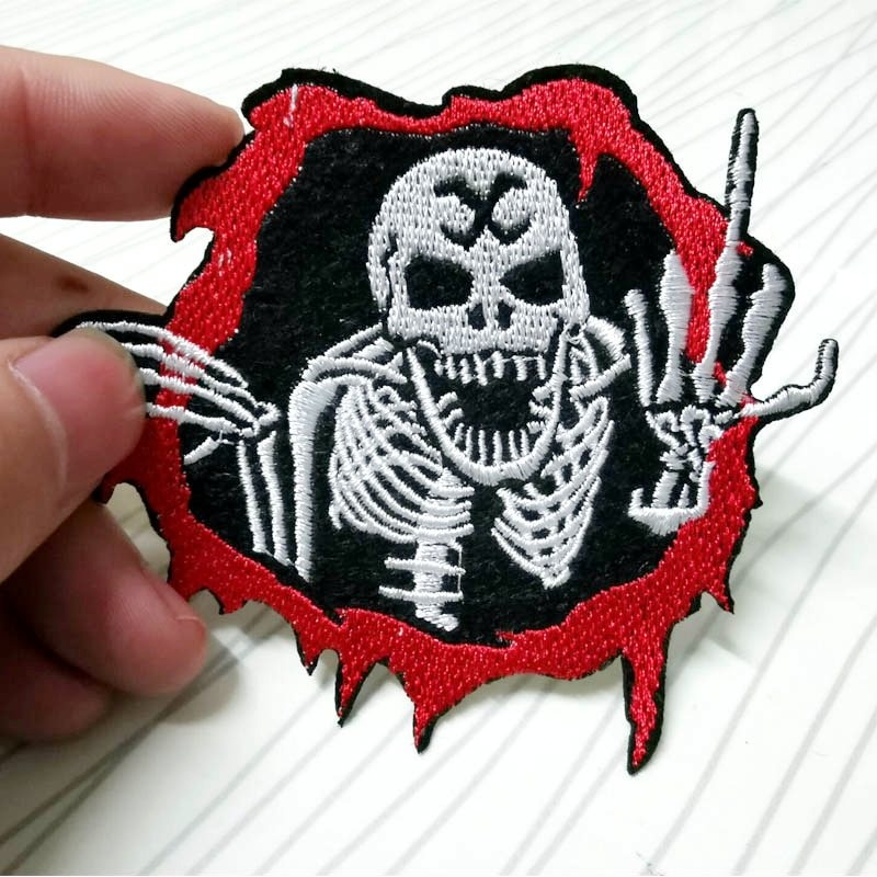 Cool skull print fusible patch, perfect for unisex rock outfits and accessories for jackets and bags.
