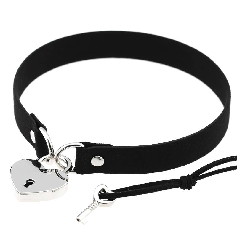 Stylish black velvet choker with silver heart lock pendant and key, perfect for gothic or alternative fashion.