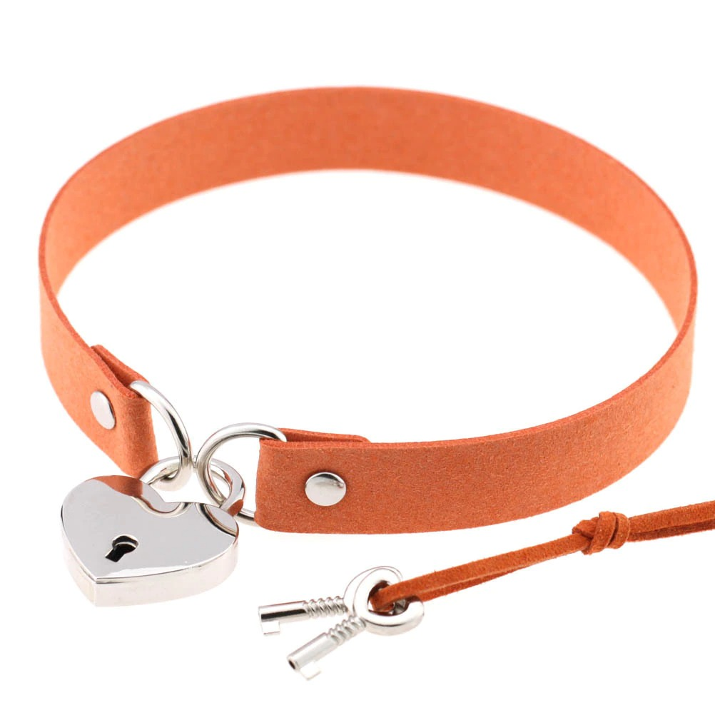 Stylish orange heart lock choker collar with silver key pendant, perfect for gothic and steampunk fashion lovers.