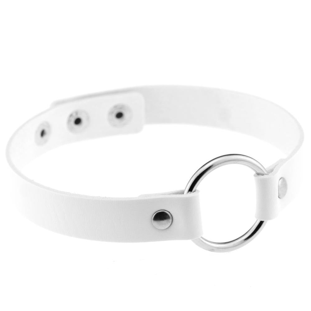 White PU leather choker with zinc alloy ring, a simple yet stylish gothic necklace accessory.