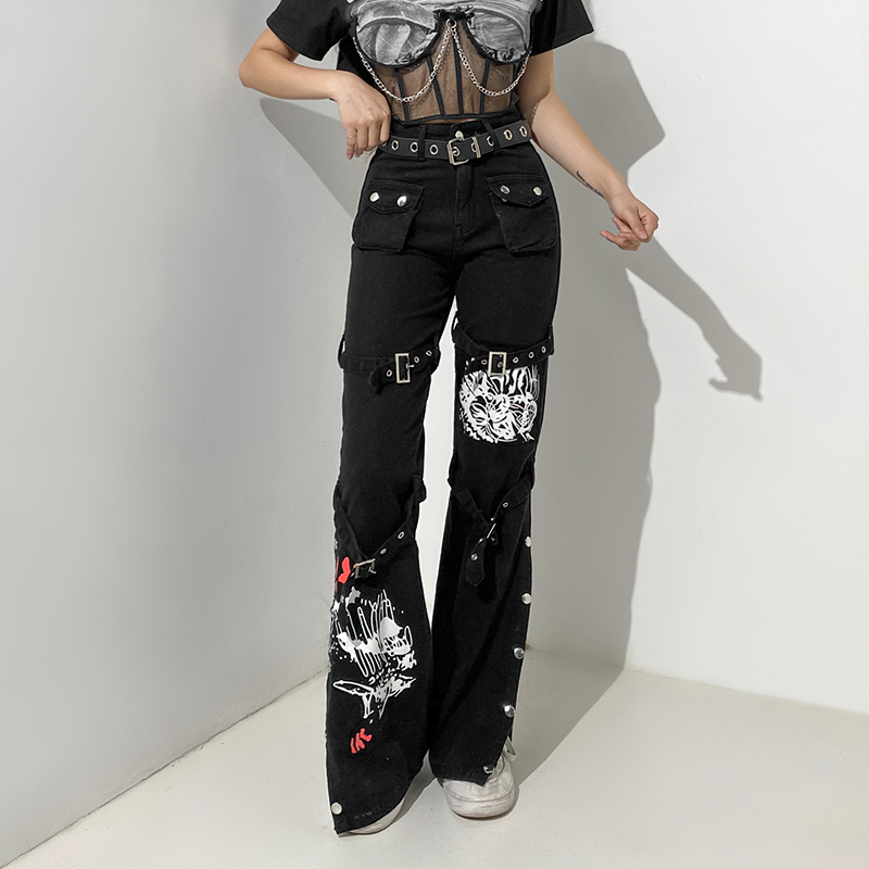 Gothic style women's black buckle pants with skull print, featuring wide cut and big pockets for trendy outfits.