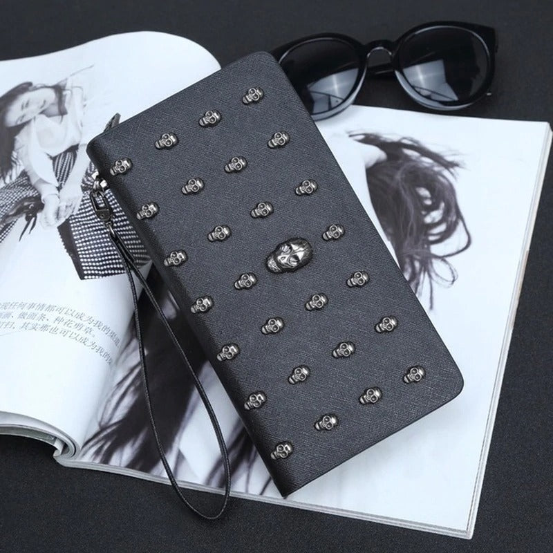 Skull wallet in PU leather with studs, stylish aesthetic design for gothic fashion lovers.