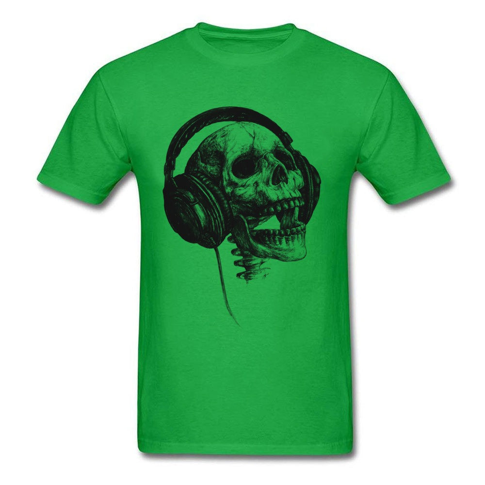 Green skull graphic tee with headphones, stylish short sleeve O-neck design, perfect for rock enthusiasts.