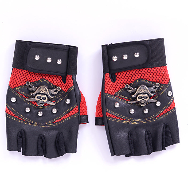 Stylish PU leather skull gloves with rivets, perfect for cosplay and alternative fashion looks.