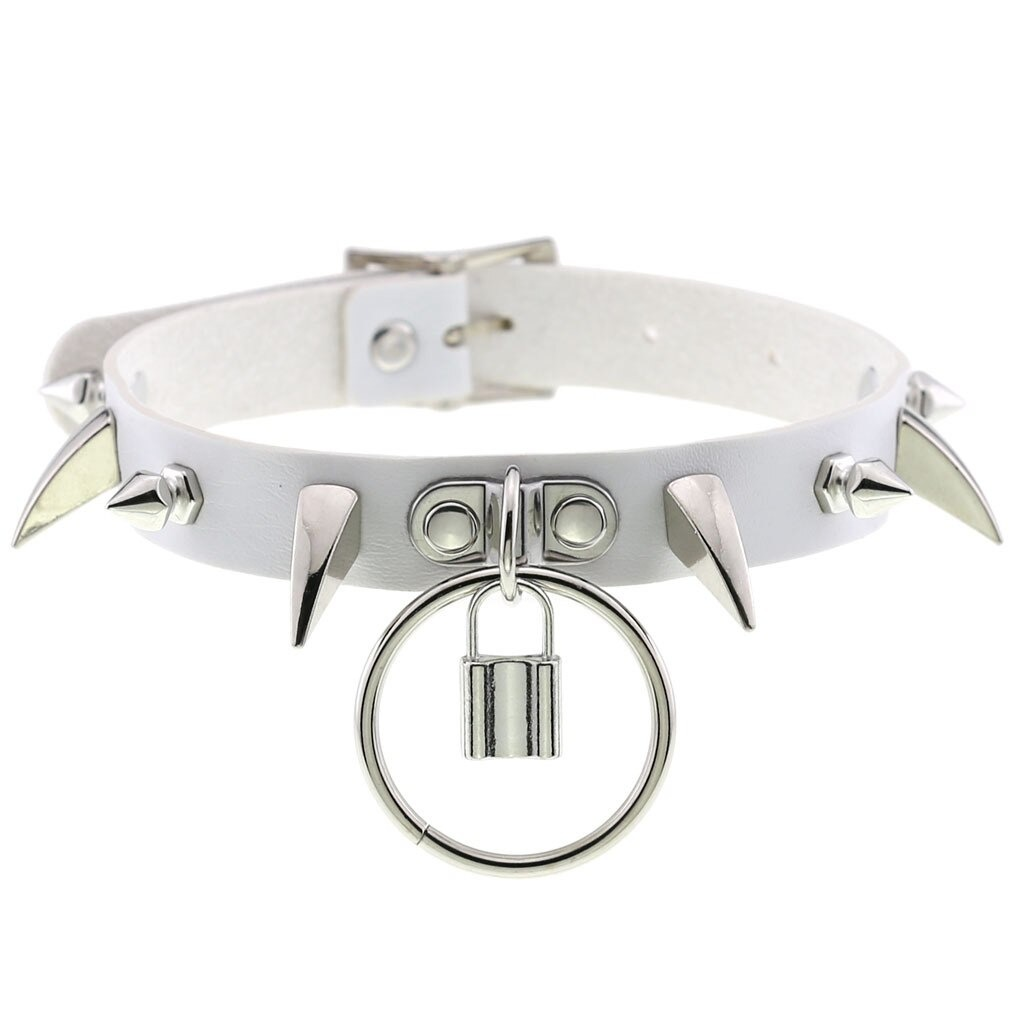 White spiked choker collar for girls with lock pendant, perfect for punk gothic fashion.