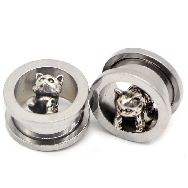 Stainless steel ear gauges with cute cat heads for a trendy, unisex look in body jewelry fashion.
