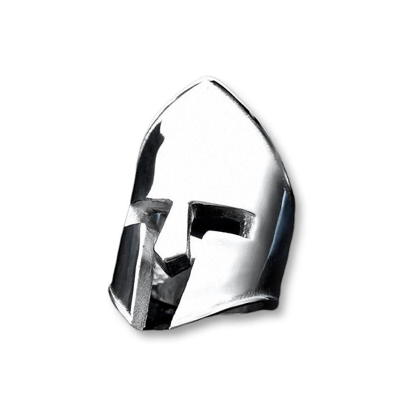 Stainless steel knight helmet ring showcasing a bold design, perfect for cosplay and themed events.