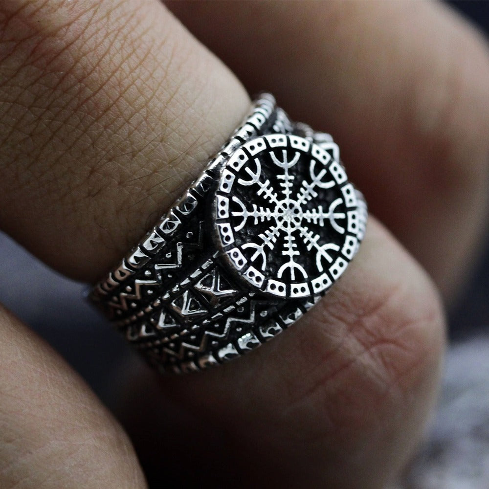 Stainless steel men's and women's ring featuring Aegishjalmur symbol, showcasing gothic and Viking style.