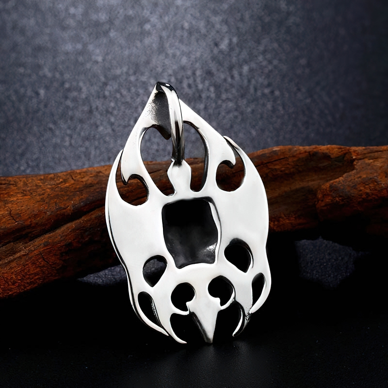 Unisex gothic skull pendant necklace made of stainless steel, showcasing unique flame-inspired design.