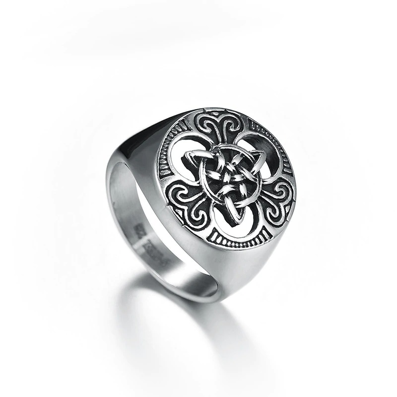 Stainless steel Celtic knot ring for men and women, perfect for cosplay and fashion outfits. Durable and stylish accessory.