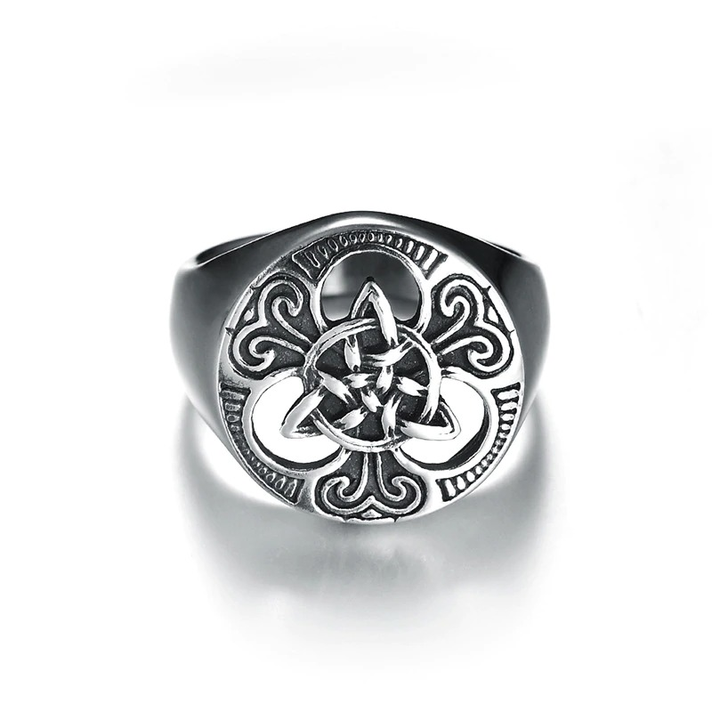 Stylish stainless steel Celtic knot ring for men and women, perfect for cosplay and biker outfits.