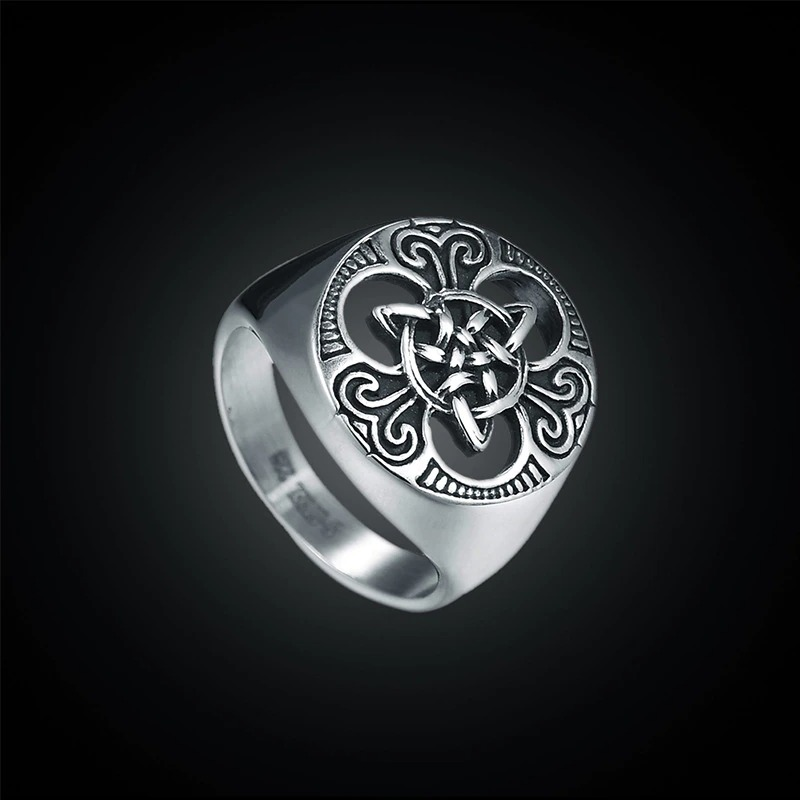Celtic knot stainless steel ring for men and women, perfect for cosplay and biker outfits, stylish and comfortable accessory.