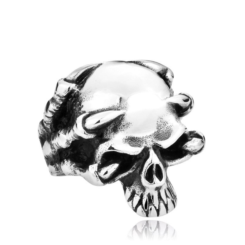 Stainless steel skull ring with claw design, perfect for rock style bikers and festivals.
