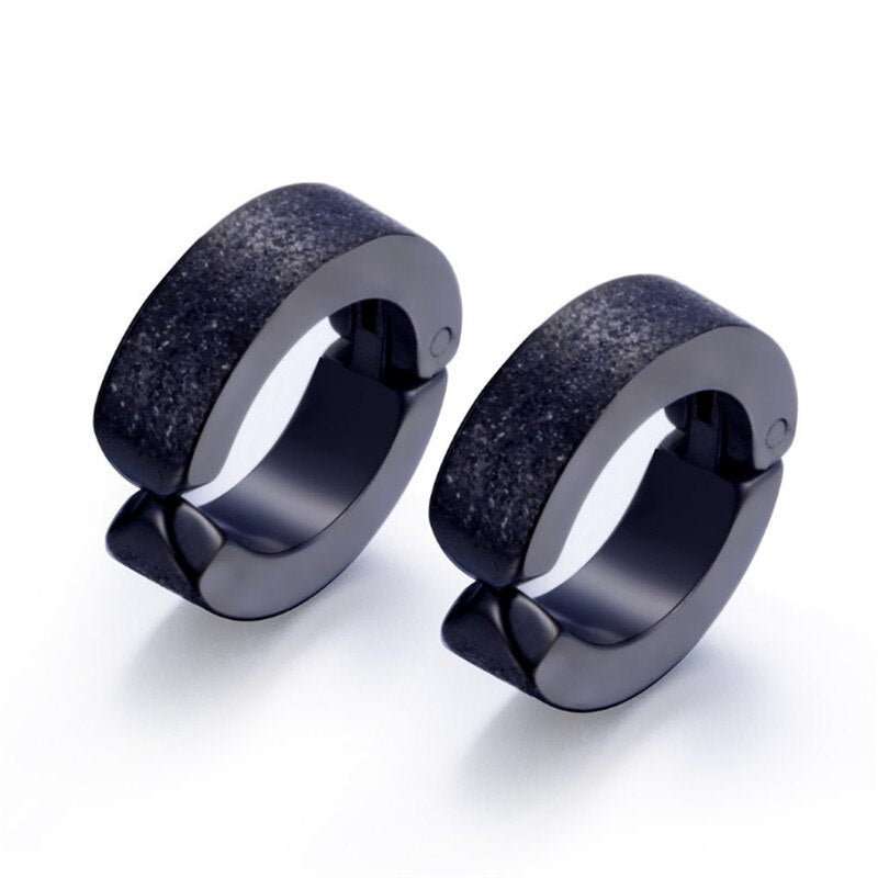 Stylish black hoop earrings made of stainless steel, perfect for alternative fashion lovers.