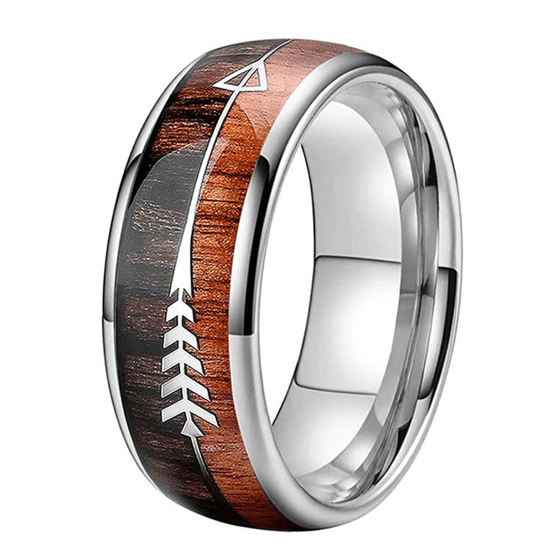 Unisex stainless steel vintage ring featuring wood pattern and arrow design, perfect for stylish outfits.