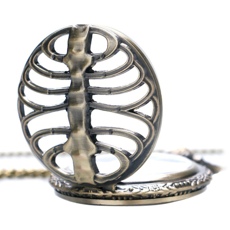 Hollow quartz steampunk pocket watch with rib design, ideal for alternative fashion and gothic styles.