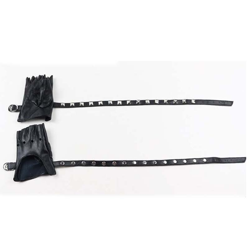 Steampunk PU leather fingerless gloves with rivets and buckles for women, showcasing edgy rock style fashion.