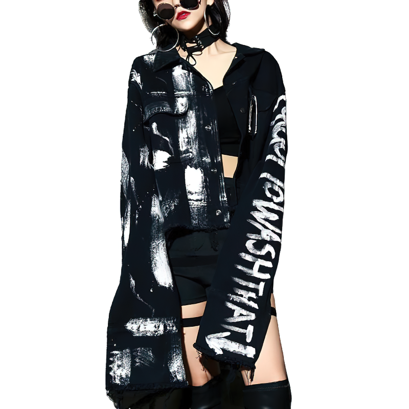 Women’s graffiti print jeans jacket in streetwear style, perfect for photoshoots or stylish daily outfits.