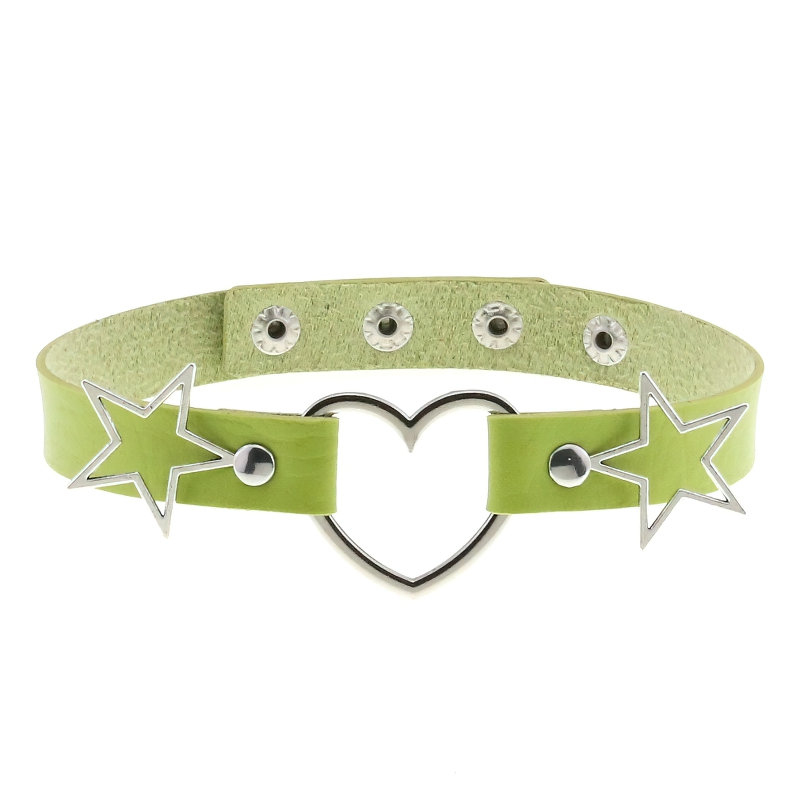 Stylish green women's choker with heart pendant and silver star accents, perfect for gothic or trendy outfits.