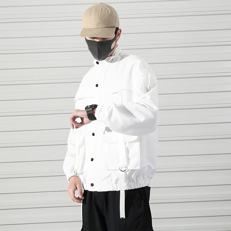 Men's white military streetwear jacket with creative pockets in alternative style, perfect for urban fashion.