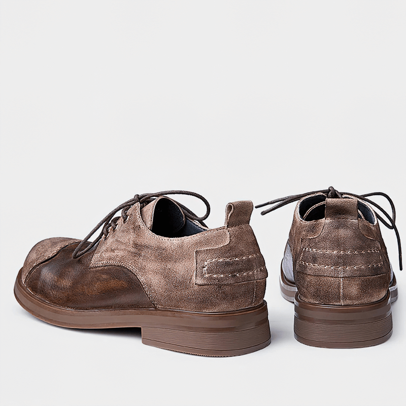 Stylish men's lace-up cowboy shoes in brown cowhide, featuring a casual round toe design.