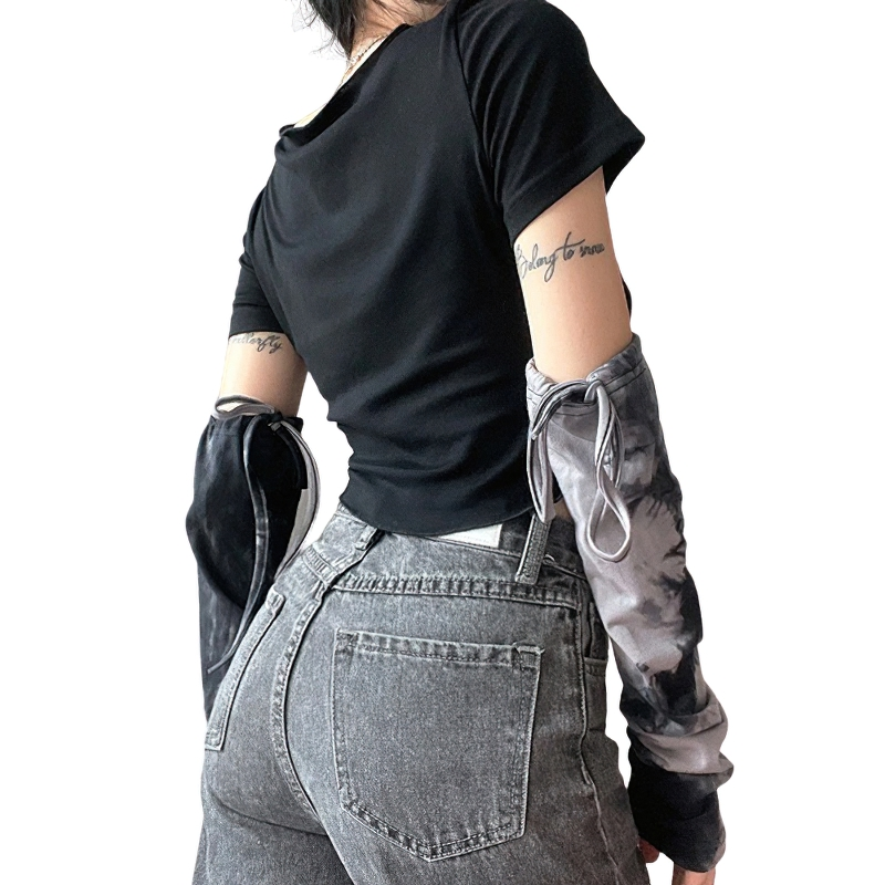 Stylish black women’s crop top with detached sleeves in gothic punk style, perfect for a trendy look.