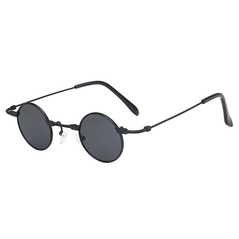 Stylish black round sunglasses for men and women in steampunk style, perfect for adding flair to any outfit.