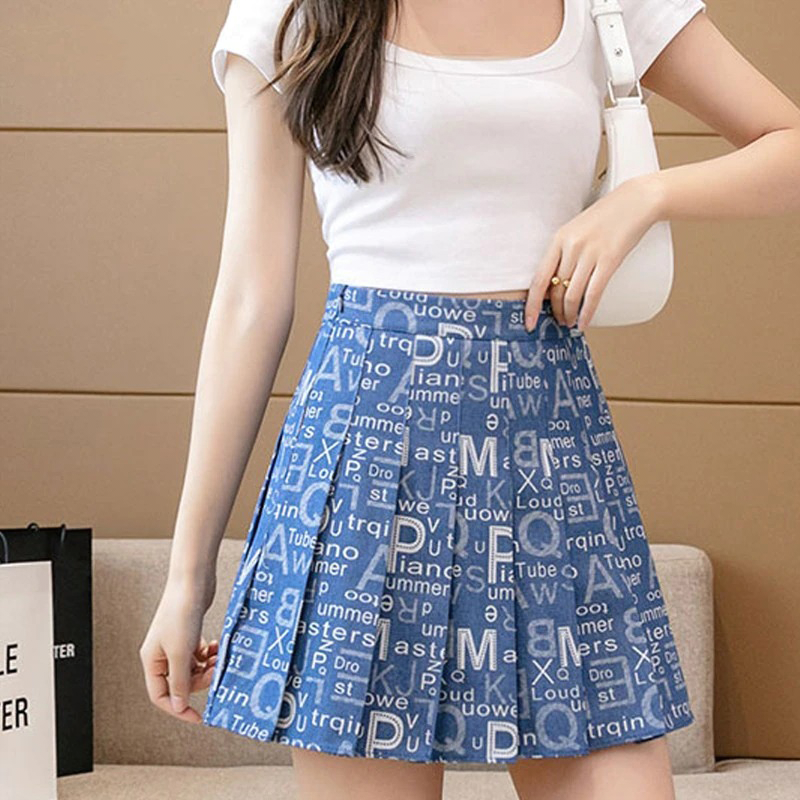 Summer pleated skirt for women, featuring a letter print design, perfect for alternative fashion lovers.