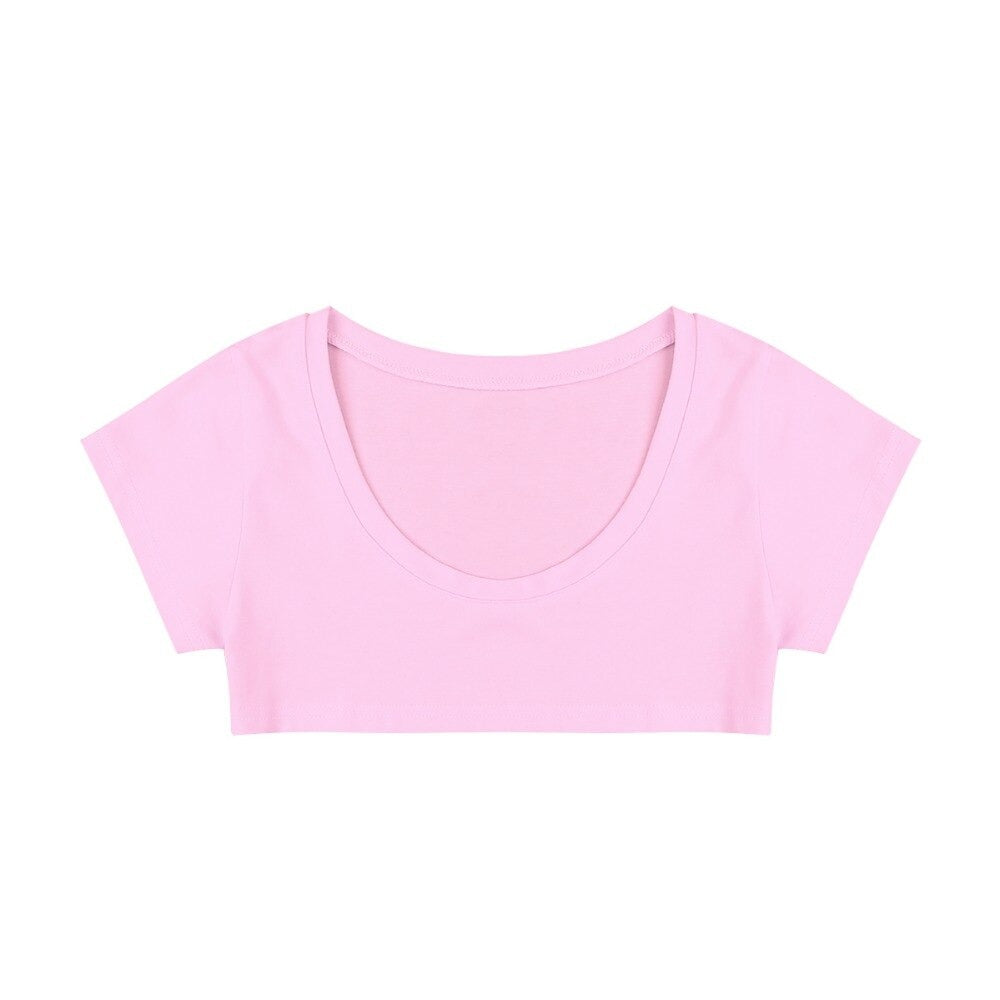 Super cropped pink t-shirt with o-neck collar, perfect for women's alternative fashion and summer night hangouts.