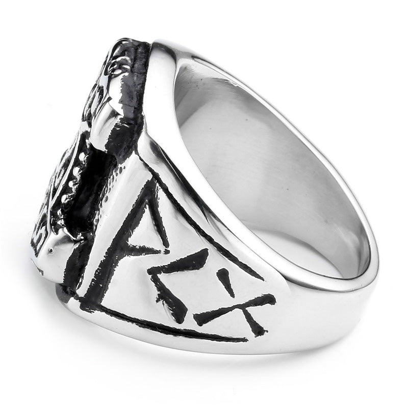Thor's Hammer Classic Biker Ring in 316L stainless steel, showcasing vintage Nordic design and intricate detailing.