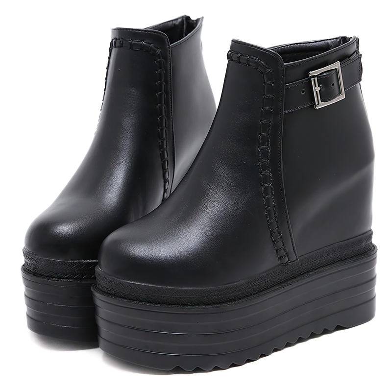 Trendy autumn black platform boots with zipper and ankle buckle for casual women's style.