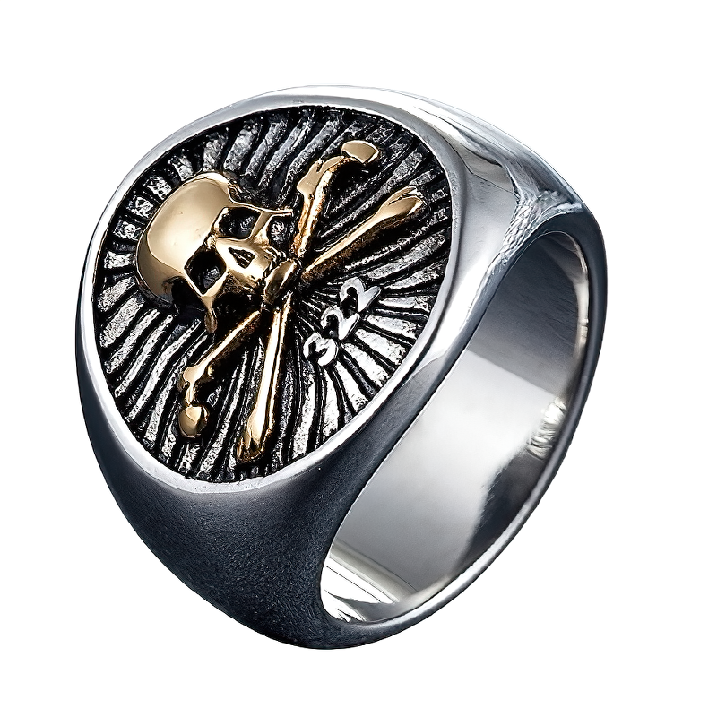 Unique skull pirate ring featuring gold and silver colors in durable stainless steel, perfect for gothic style enthusiasts.