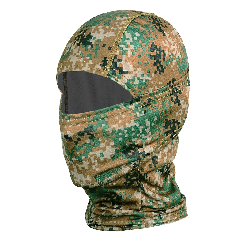Unisex camouflage balaclava scarf, perfect military accessory for men and women, made of quality materials.