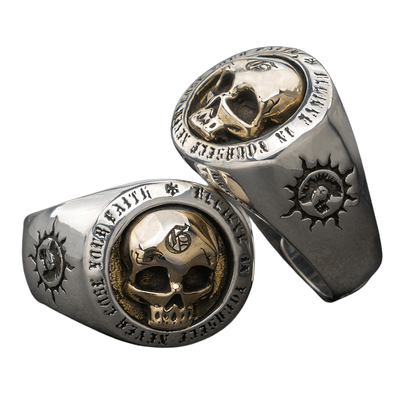 Unisex gothic ring featuring a skull symbol in 925 sterling silver, perfect for alternative fashion lovers.