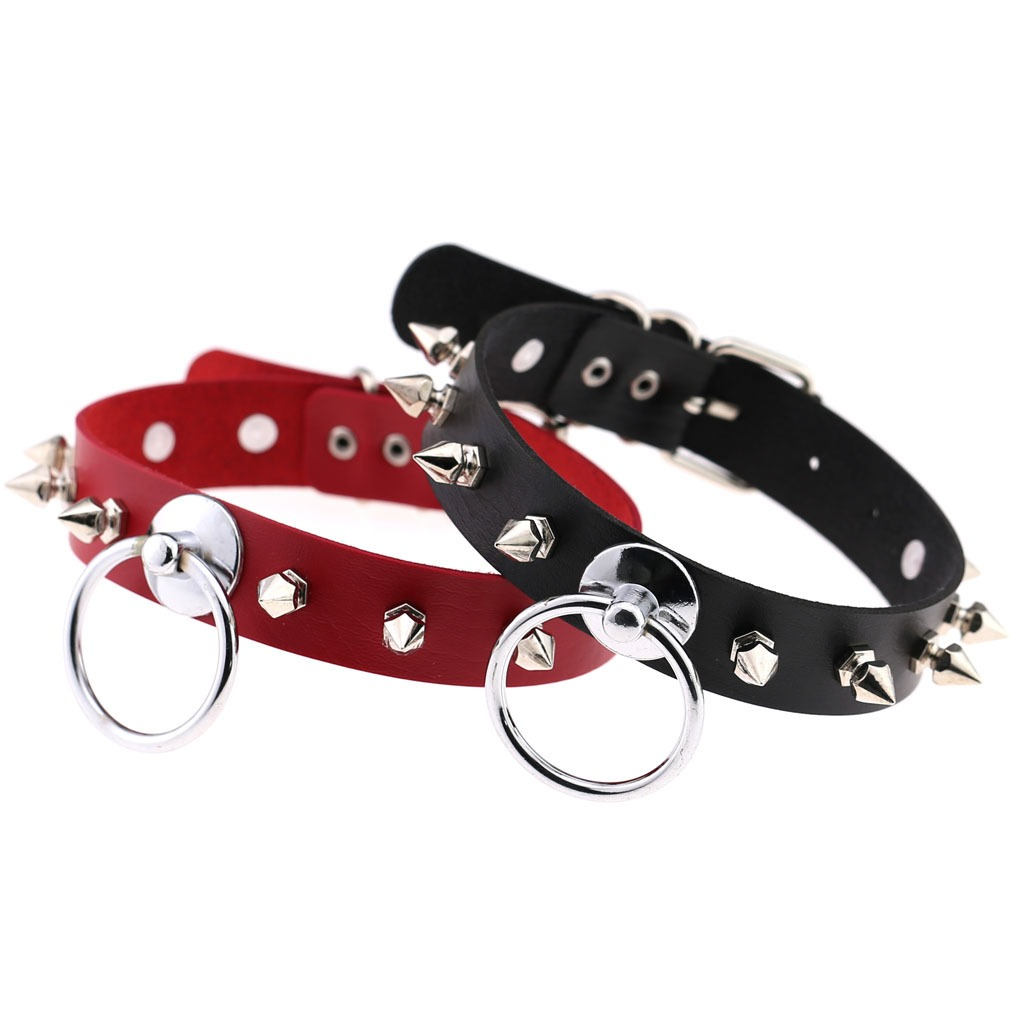 Unisex PU leather punk choker with metal spikes and ring, available in red and black, perfect for edgy fashion lovers.