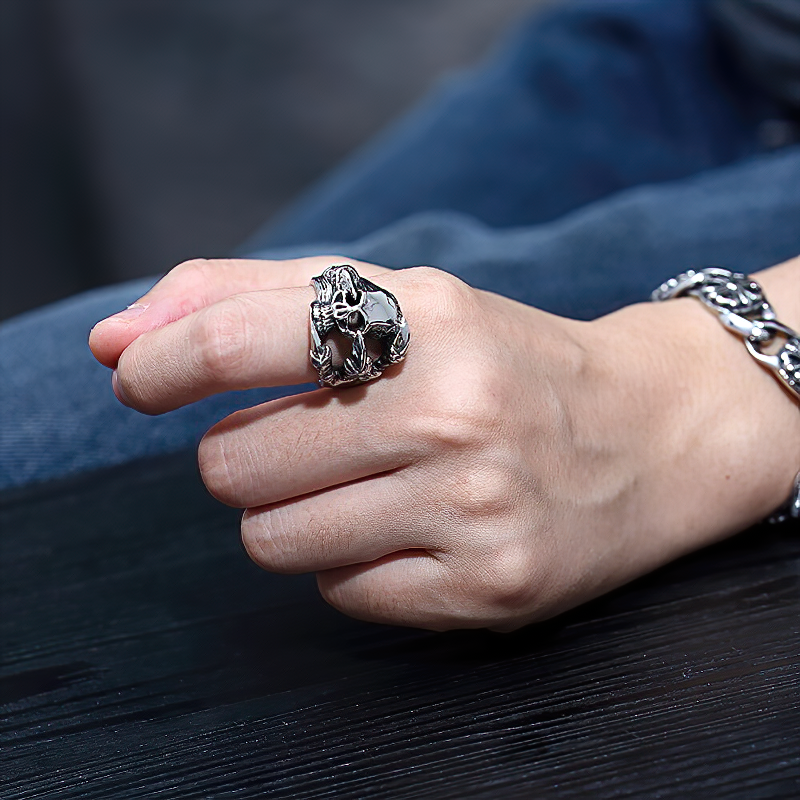 Unisex Stainless Steel Gothic Ring / Vintage Comfortable Jewellery With Skull - HARD'N'HEAVY