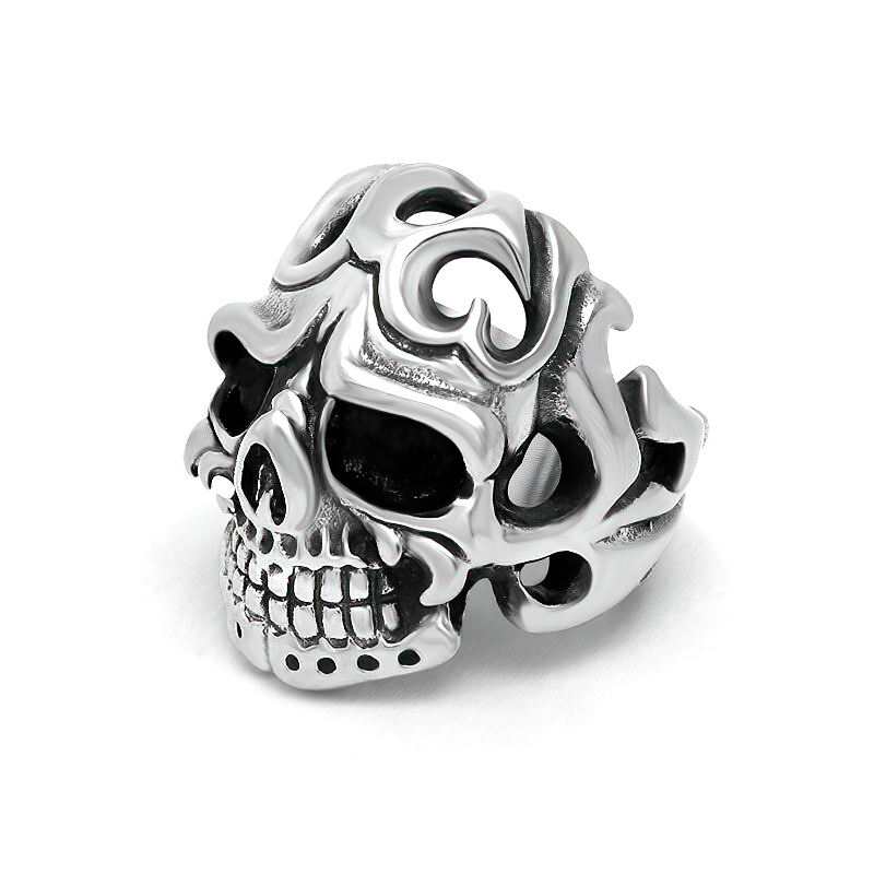 Unisex stainless steel gothic ring featuring an intricate skull design, perfect for rock and punk styles.