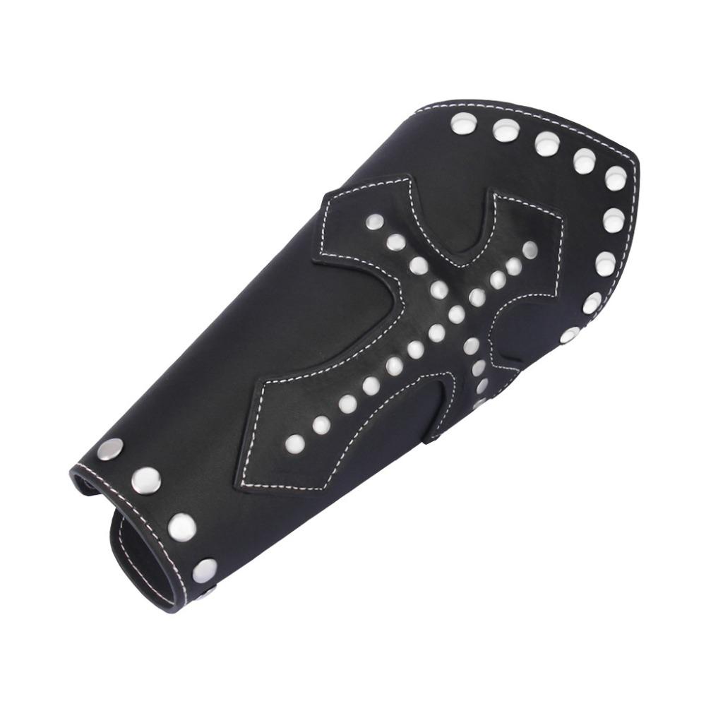 Unisex Templar Knights leather wristband with cross design, perfect for cosplay and medieval events.