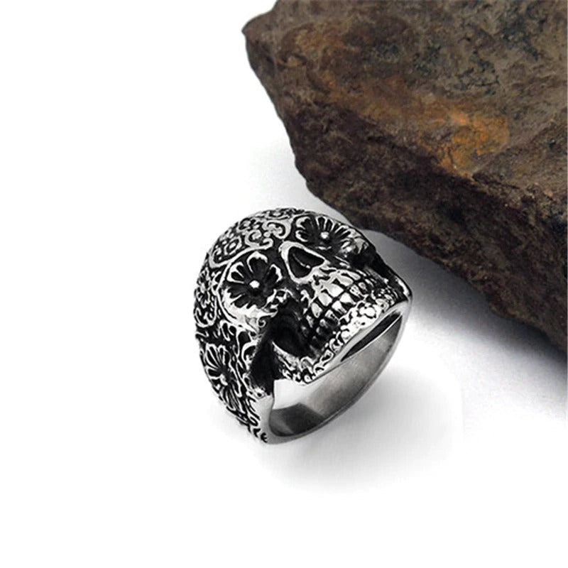 Vampire skull ring in detailed silver design, perfect for rock punk fashion lovers. Available in sizes 7-12.