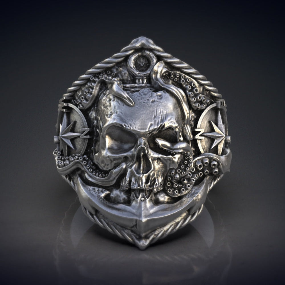 Vintage punk skull ring with anchor and octopus design, crafted from metal and zinc alloy, perfect for bikers.