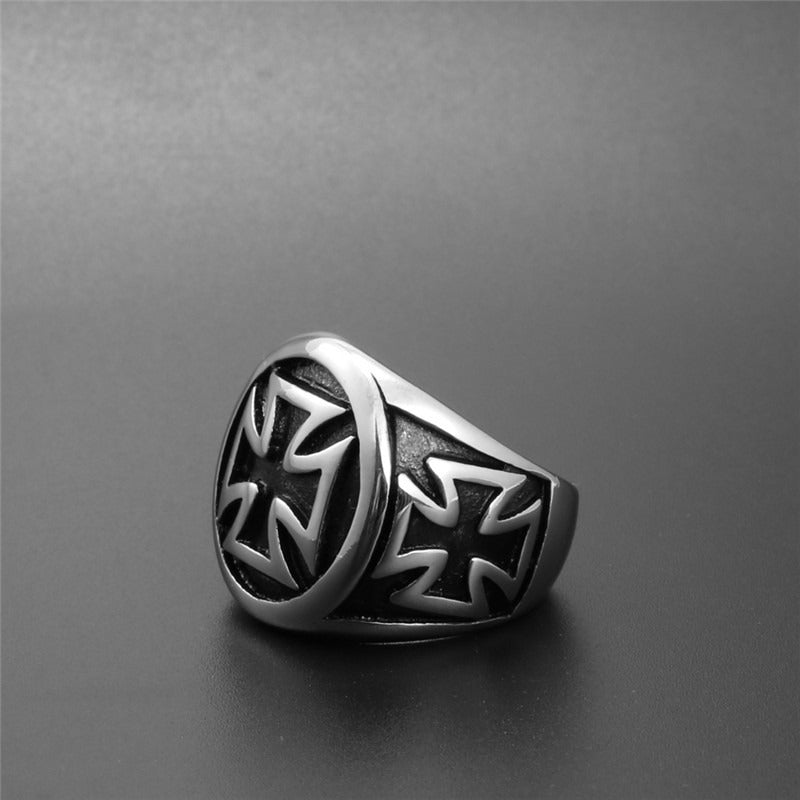 Vintage Celtic Cross Ring in stainless steel with black titanium accents, perfect for biker style lovers.