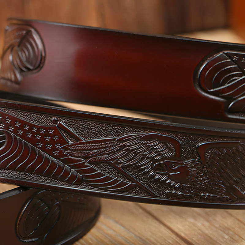 Vintage genuine leather cowboy belt featuring intricate eagle print and retro design, perfect accessory for men's rock style.