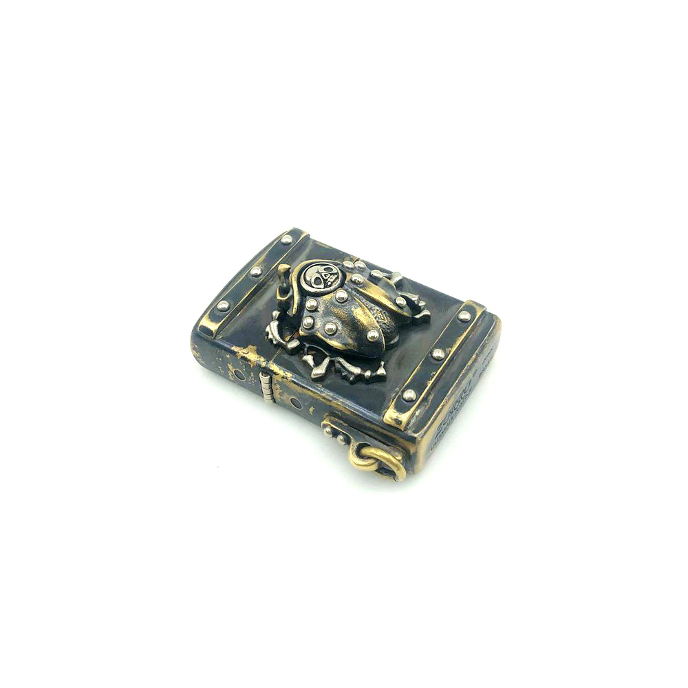 Vintage lighter case with rivets and beetle design, stylish unisex metal accessory, perfect for alternative style lovers.