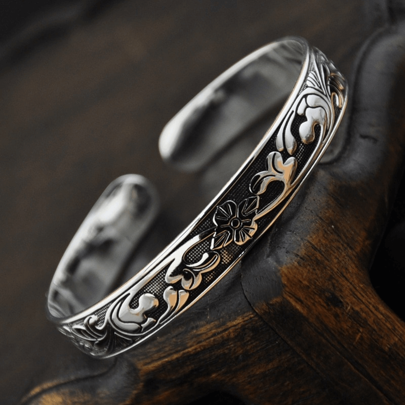 Vintage Open Bangle with Ethnic Floral Pattern / Metal Bracelet in Silver Color / Women's Jewelry - HARD'N'HEAVY